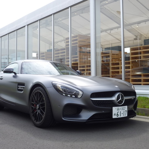 【メルセデス AMG GT S 試乗】胸にぐいぐいせまってくるなんて、ちょっと危険でやばい…岩貞るみこ 画像
