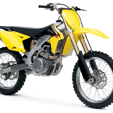 【スズキ RM-Z450 試乗】高い戦闘力と共存するフレンドリーさ…青木タカオ 画像