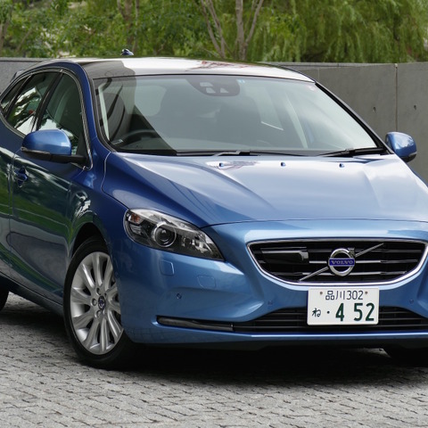 【ボルボ V40 T3 試乗】バランス取れたクルマの“波長”が快適…島崎七生人 画像