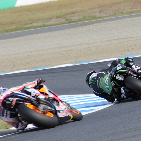 【MotoGP 日本GP】サーキットの外では1000台規模のパレード 画像