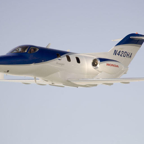 ホンダジェット 空飛ぶシビックハイブリッド?? 画像