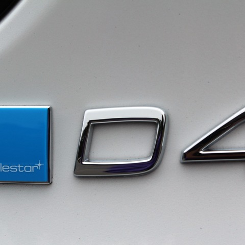 ボルボ V40 D4 Rデザイン もROMチューン対応…パフォーマンスパッケージ 画像