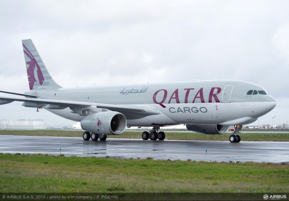 カタール航空A330-200F