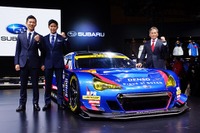 【東京オートサロン16】STI 辰巳監督「クビ覚悟だった」…16年モータースポーツ活動、同メンバーで決意新たに 画像