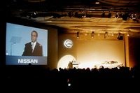 【新聞ウォッチ】日産・ゴーン社長、CEOの肩書を強引に “ゲット”した理由 画像
