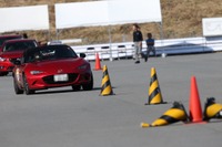 マツダ開発陣らも参加、オーナー向けドライビングレッスン…3月19日 富士 画像