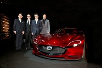 マツダ RX-VISION、最も美しいコンセプトカーに選出…パリ国際自動車フェスティバル 画像