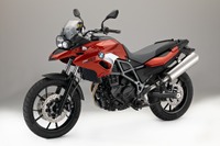 BMWモトラッド、新型F800GS/F700GS を発売…デザイン刷新 画像