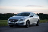 ボルボ、60シリーズ 2016年モデルを発売…新世代パワートレーン Drive-E 投入 画像