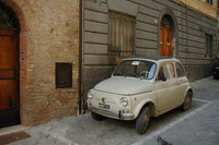 車を捨てて定期券をもらおう! ---イタリア政府のアイディア 画像