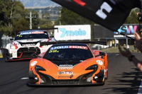 【バサースト12時間 2016】59号車マクラーレンが優勝、千代組GT-Rは1.2秒届かず2位 画像