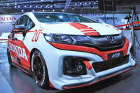【デリーモーターショー16】ホンダ フィット、レーサー初公開…迫力アップ 画像