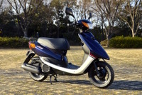 懐かしの復刻カラーでヤマハ ジョグ 登場…1984年モデルのツートンカラー 画像