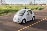 【新聞ウォッチ】グーグルの自動運転車搭載の人工知能は「ドライバー」 画像