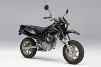 ホンダ XR 50・100 モタードのカラーリングを変更 画像