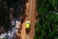 【ジュネーブモーターショー16】アウディの新型SUV、Q2 …ルーフが見えた 画像