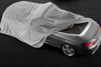 【ジュネーブモーターショー16】メルセデスCクラス カブリオレ 新型、リアが見えた 画像
