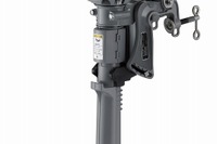 【ジャパンボートショー16】ホンダ、今春発売予定の「BF2」など4ストローク船外機を出展 画像