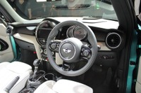 【MINI コンバーチブル 新型】センターメーターは「今後も必ず残る」 画像