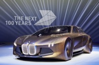 BMW 創立100周年、コンセプトカー「BMW VISION NEXT 100」を初公開 画像