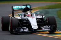 【F1 オーストラリアGP】ハミルトン、他を圧倒する速さで通算50回目のポールポジションを獲得 画像