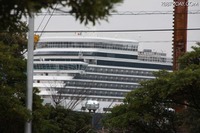 女王様は遠かった…豪華客船「クイーン・エリザベス」が横浜に! 画像
