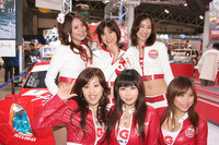 【東京オートサロン07】コンパニオン写真蔵…その7、NGK 画像