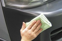 【カーグッズ】「未塗装樹脂パーツ」のクリーニングにもひと手間 画像