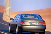 【大胆・新型BMW『7シリーズ』発表】動力性能も、燃費性能も 画像