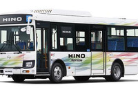 日野、中型路線バス レインボー をモデルチェンジ…6速AMT採用などで燃費向上 画像