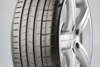 ピレリ、高性能スポーツタイヤ 新型 P ZERO 発表…4月より日本市場に順次導入 画像