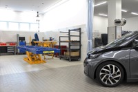 BMW、カーボンフレームとアルミボディ修理に対応したサービスセンター開設…国内唯一 画像
