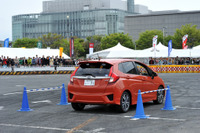 【モータースポーツジャパン16】プロドライバー達はバックが苦手? 画像