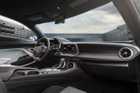 シボレー カマロ 新型、米10ベストインテリア2016に選出 画像