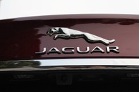 【ジャガー XF 新型】本来のポジショニングに戻った2代目 画像