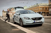 ボルボが「商品を2時間で“愛車”に配達する」サービスを世界初導入 画像