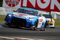 【スーパー耐久 第2戦】日産自大 GT-R が開幕2連勝、セーフティカー3回の大波乱を制する 画像