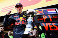 【F1 スペインGP】フェルスタッペンが史上最年少で初優勝…メルセデスはまさかの同士討ち 画像