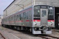 JR四国、旧国鉄121系電車をリニューアル…CFRP台車「efWING」導入 画像