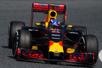 【F1】バルセロナテスト2日目はフェルスタッペン最速、若手ドライバーも多数 画像