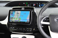 対応車種160以上の大画面9インチナビ、Panasonic Strada「CN-F1D」が凄い! 画像