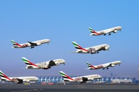 エミレーツ航空、本拠ドバイにサッカー特別塗装機が集結［動画］ 画像