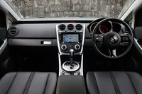 【マツダ CX-7 発表】運転席ではなくコックピット 画像