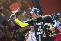 【MotoGP 第7戦カタルーニャ】ロッシ大逆転で今季2勝目、終盤マルケスとの接戦制す 画像