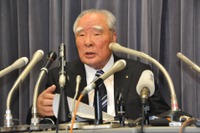 【新聞ウォッチ】燃費不正のスズキ、CEO職返上しても“生涯現役”貫く鈴木修会長 画像