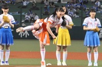 始球式にエビ中、アイドルとは思えないピッチングも…プロ野球交流戦、ライオンズ×ベイスターズ 画像