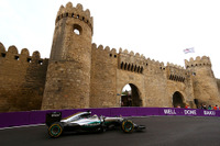 【F1ヨーロッパGP】初開催のアゼルバイジャン・バグー、初日トップはハミルトン 画像