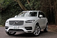 【ボルボ XC90 T8】近未来のラグジュアリーカーを提案 画像