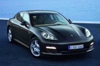 ポルシェ パナメーラ 次期型、画像リーク…4.0ターボ搭載か 6月29日正式発表 画像