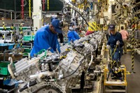 トヨタの米アラバマ工場、設立15周年…エンジン累計生産450万基 画像
